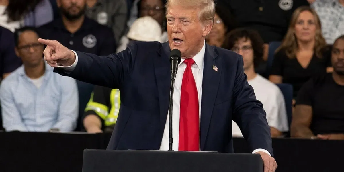 Trump Threatens to Annihilate Iran at UN, Hints at Post-Midterm Deal