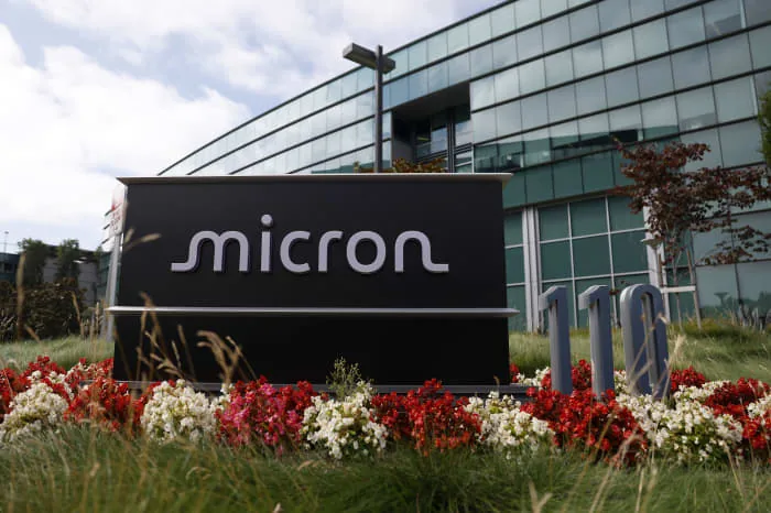 Micron beats Q4 estimates, forecasts Q1 revenue above $60B on AI demand
