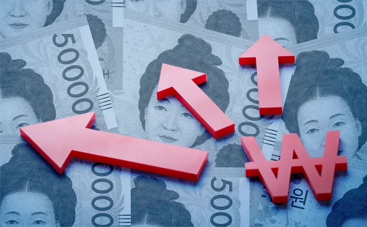 South Korean Won Fluctuates Sharply, Hitting 1,384.40 Low Before 1% Rebound
