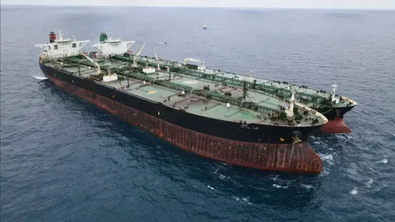 Oil prices fall for fourth day as US-Iran diplomacy and Hormuz flows ease supply fears