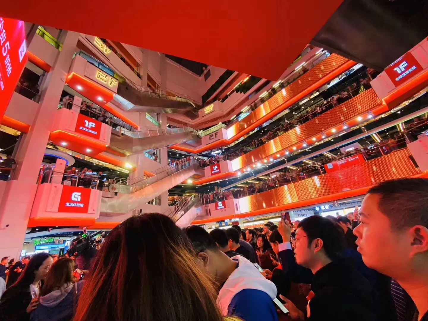 JD.com opens 10,000-sqm 101HOME lifestyle store in Shanghai’s Jing’an district