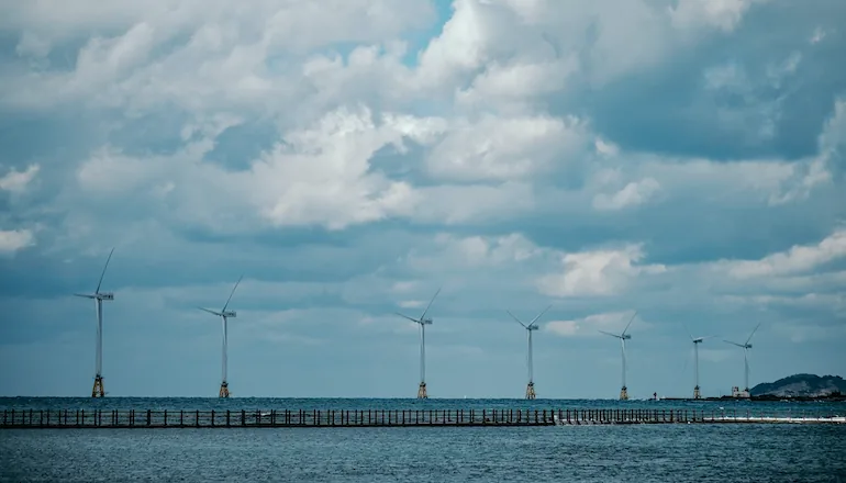China targets 100 GW offshore wind by 2030, boosting equipment stocks 3.05%