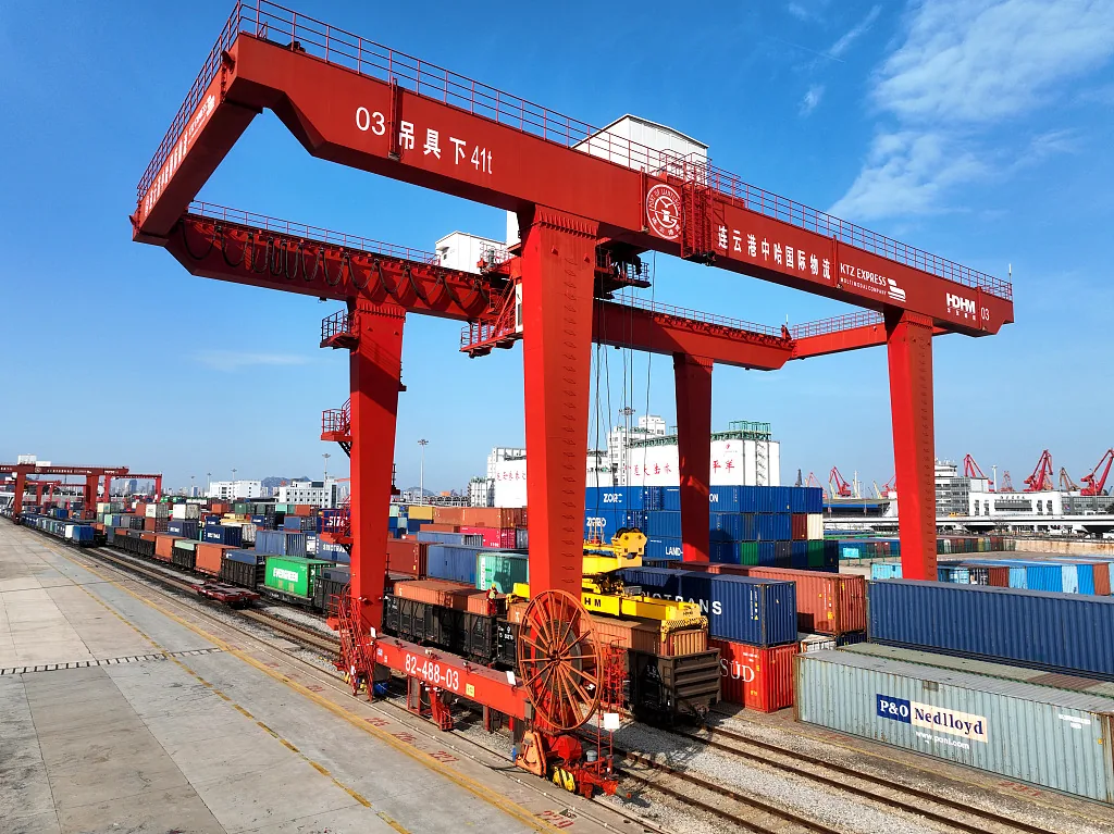 China’s inter-provincial trade sales rise 1.3% in first eight months, tax data shows