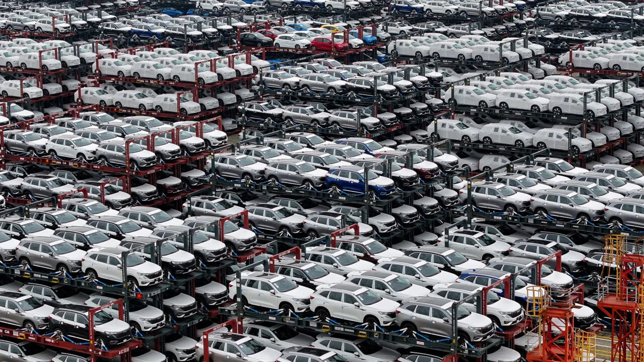 China warns EU against auto protectionism in talks with German industry chief