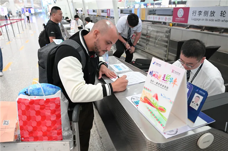 Shenzhen Airport cross-border passenger trips hit record 5.024 million in 2024, up 5.7%