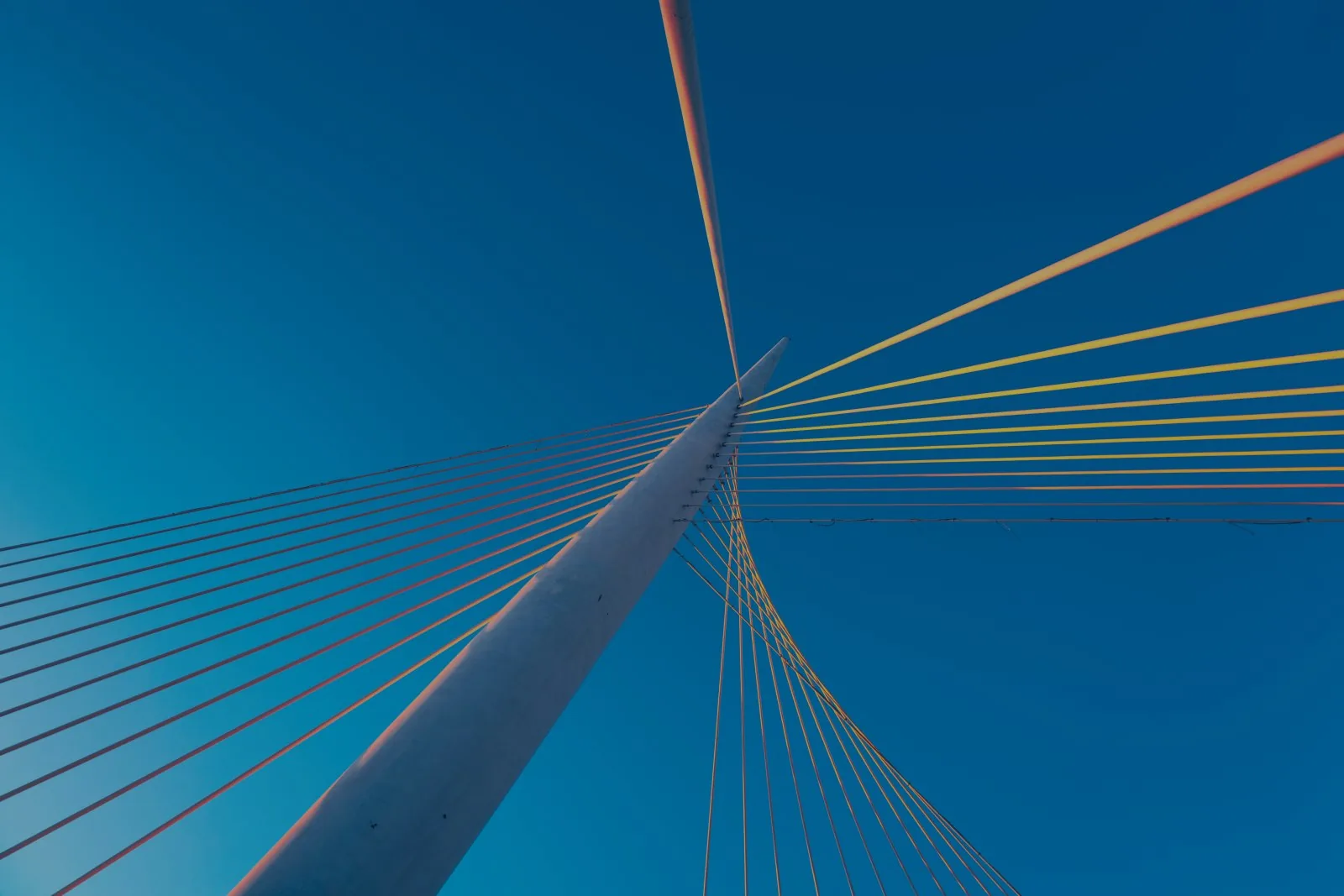 Southbound Stock Connect capital extends buying streak to 13 consecutive days