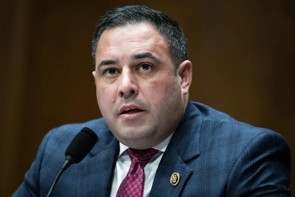 Senator's Hawks-Hawkeyes mix-up derails perjury claim against Jack Smith