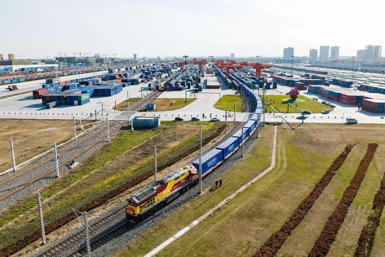 China State Railway Group launches 'Railway Freight Bill' with banks to ease freight financing