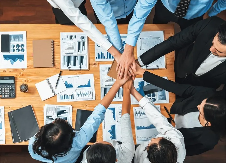 Huibo Yuntong to acquire 49% of Nanjing Jinxin at 621% premium in related-party deal