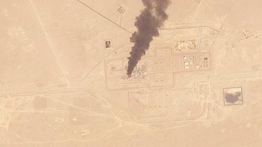 Saudi Arabia boosts spot crude sales via ship-to-ship transfers after pipeline shutdown