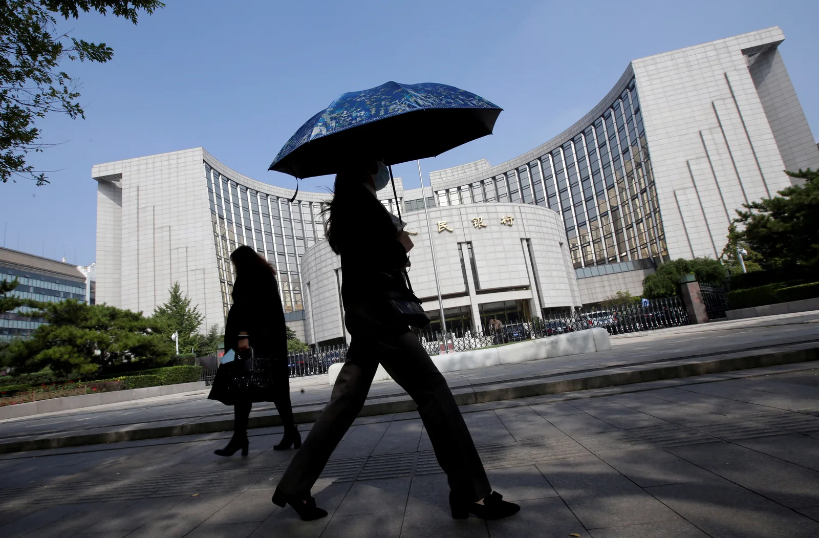 China’s social financing stock hits 464.8 trillion yuan, up 7.2% year-on-year in August 2026