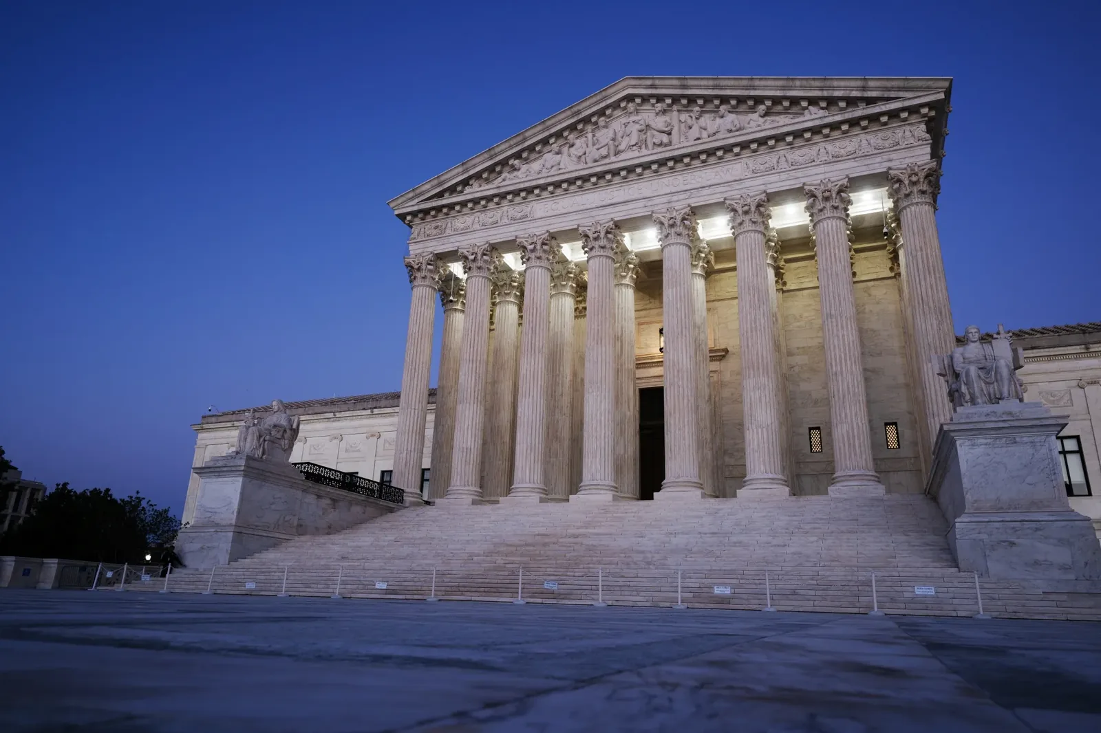 Supreme Court Backs Trump Administration on Blocking Immigration Judges From Closing Deportation Cases