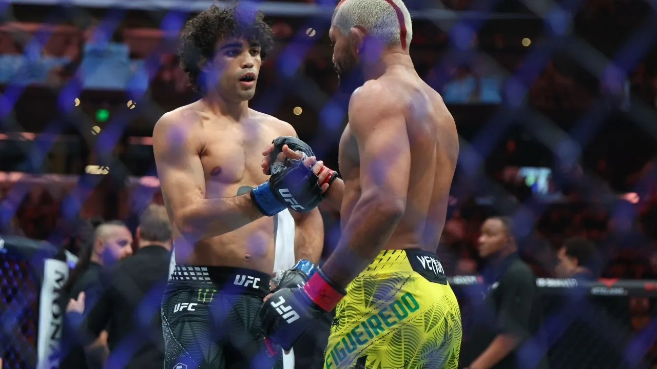 UFC 332 sets record with 9 first-round KOs; Silva outpoints Cong for flyweight title