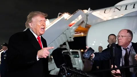 Trump says Putin-Zelensky meeting "very soon" as Oleshky truce holds