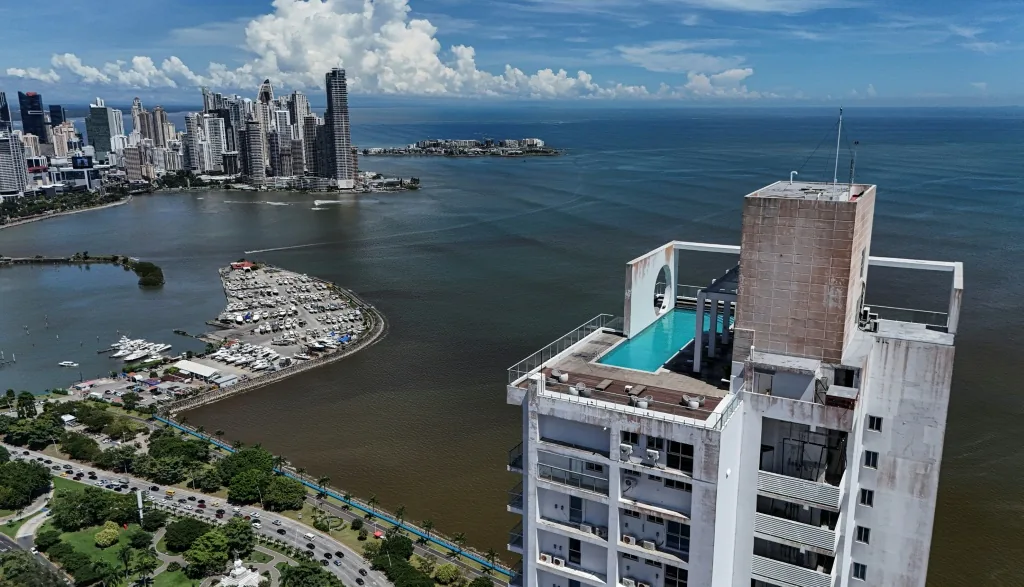 Magnitude 7.7 earthquake strikes Panama, damaging buildings and triggering tsunami warnings