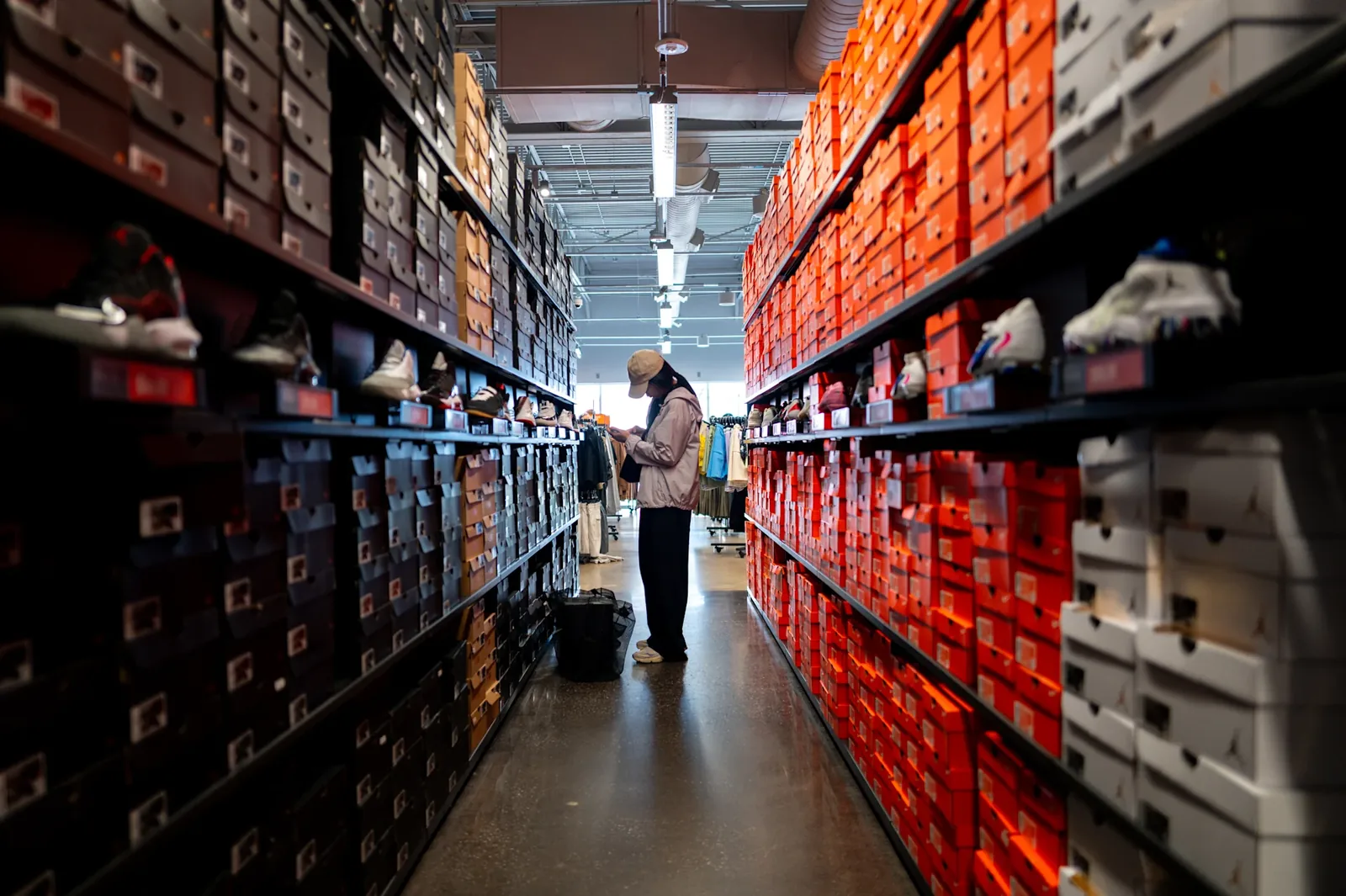Nike shares sink over 8% on revenue miss, full-year decline forecast, and job cuts