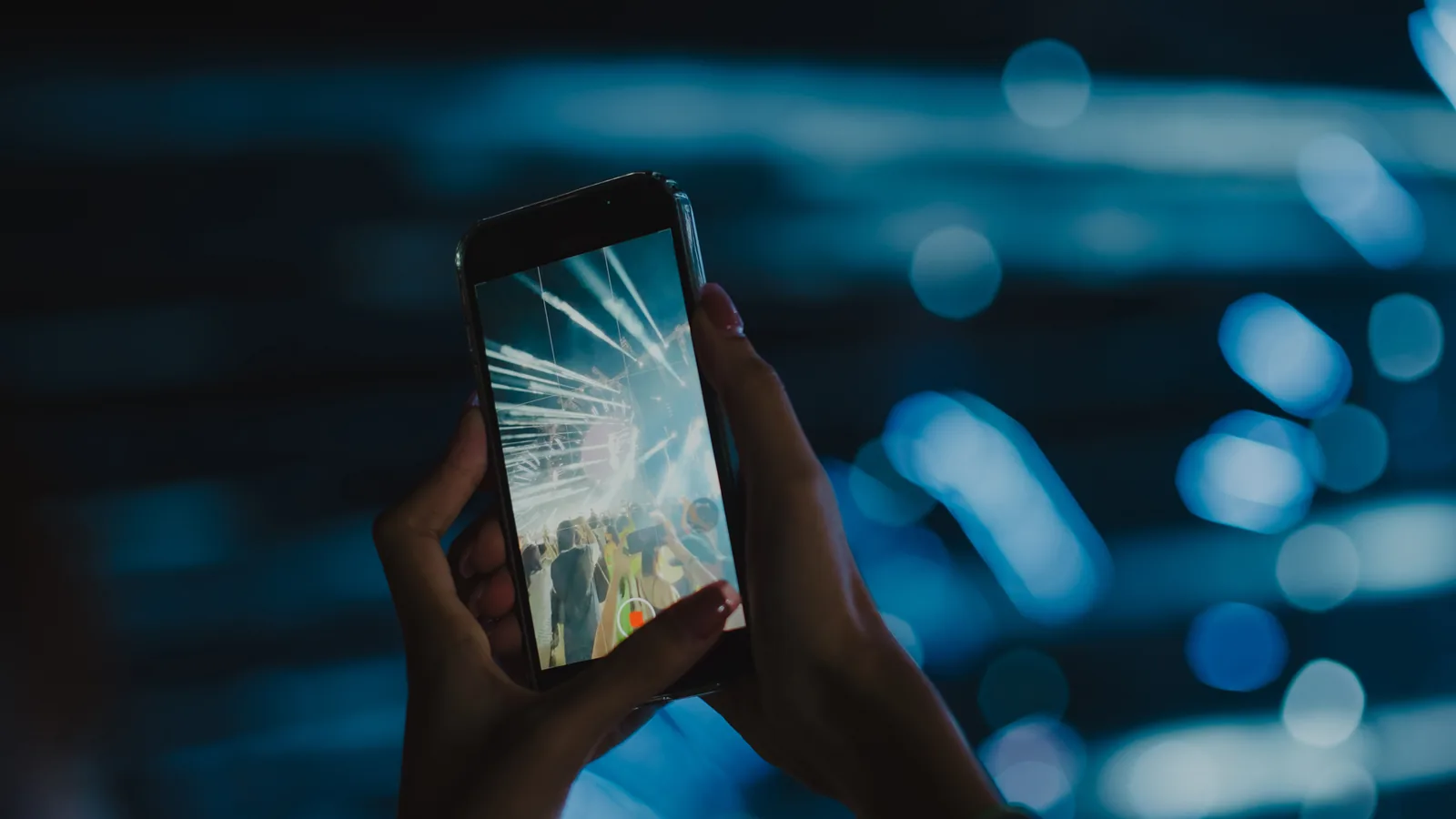 Omdia forecasts 12% global smartphone market contraction in 2026, value rises 12%