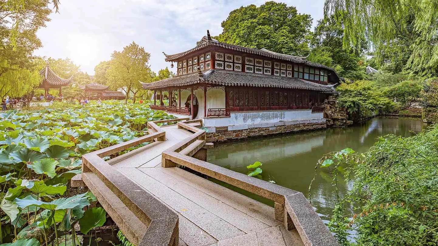 Quanyangquan to sell 100% stake in Suzhou garden subsidiary for 321 million yuan