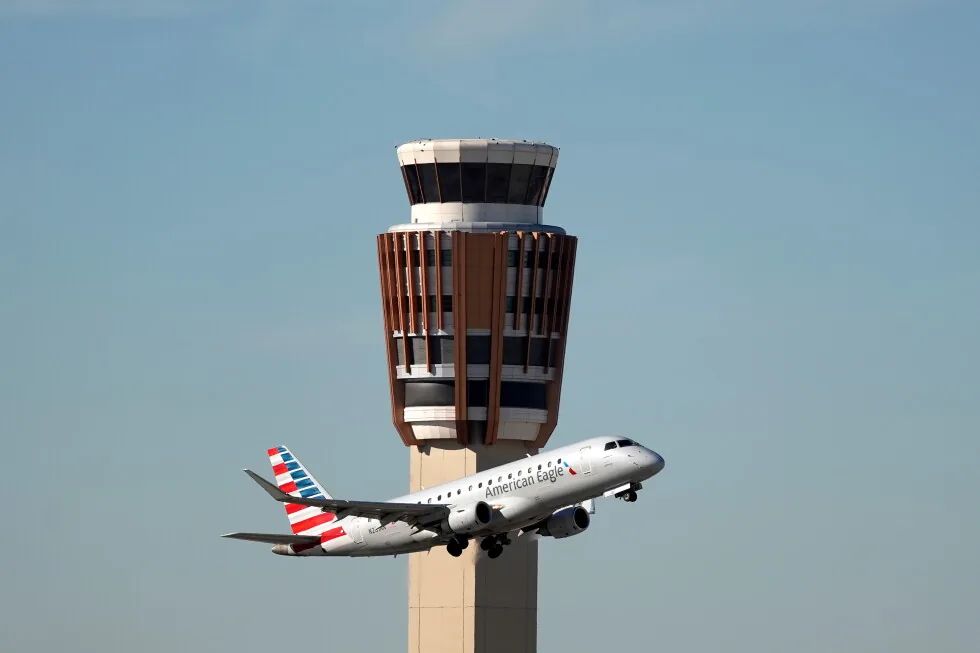 Duffy and major airlines urge Congress to approve $30 billion for US aviation overhaul