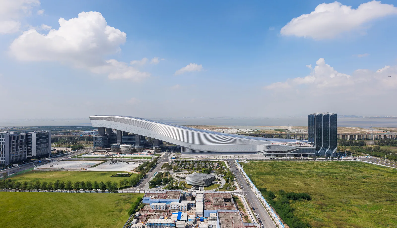 Dongnan Net Structure to invest 3 billion yuan in Shanghai Songjiang ice sports complex