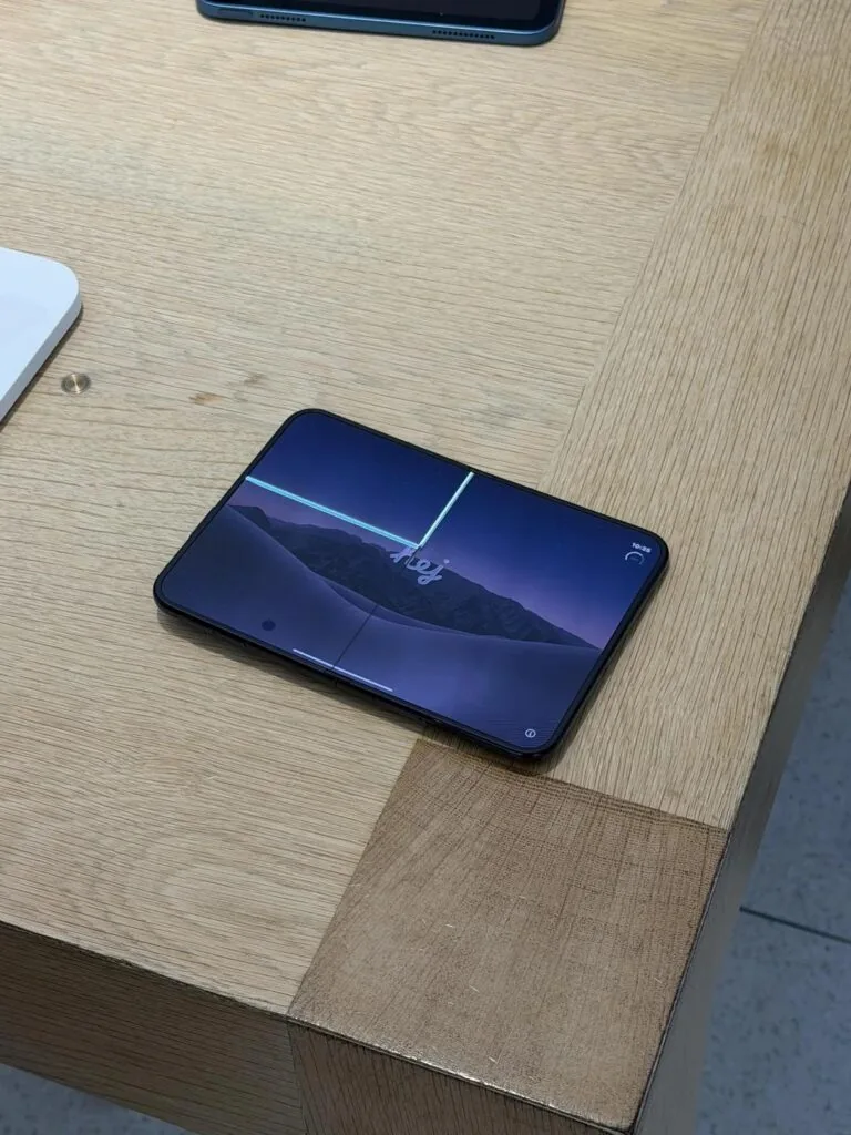 Apple's $2,000 iPhone Duo Draws Screen-Cracking Complaints as Users Report Hinge Failures